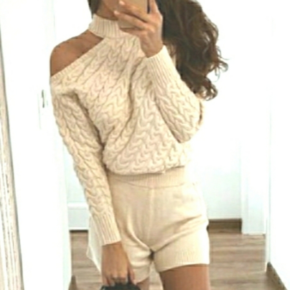 ZARA | High-Waisted Side Detail Cable Knit Shorts - Picture 3 of 7